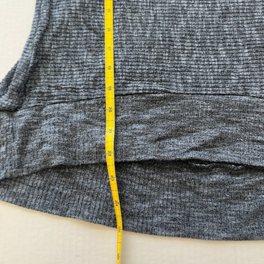 Paper Crane Womens Ribbed Knit Top Small High Low Hem Heathered Blue Cozy Casual - Picture 5 of 5